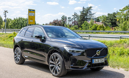 Volvo XC60 ist ein Premium Mittelklasse SUV