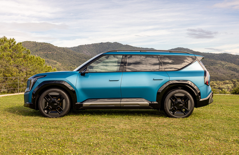 mid Nizza - Über 5 Meter Länge und 1.78 Meter Höhe sind eine Ansage. Mike Neumann / mid