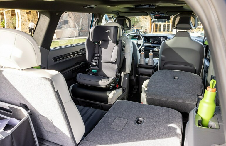 mid Nizza - Der Stauraum lässt sich praktisch erweitern, entweder nur in Teilen oder komplett. Mike Neumann / mid