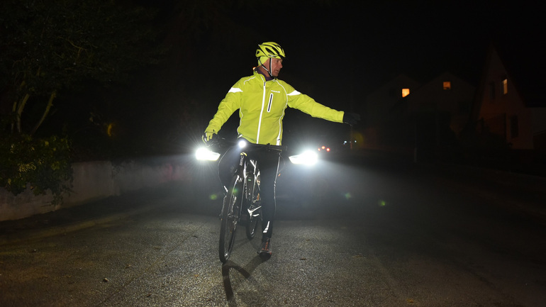 Besser Neon statt schwarz in der dunklen Jahreszeit