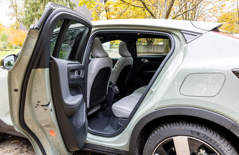 mid Groß-Gerau - Viel Platz auch für die Passagiere im Fond. Mike Neumann / mid