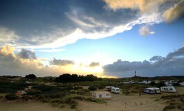 ARAG: Campst du noch oder wohnst du schon?