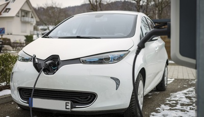 E-Auto im Winter: Wie man den Verbrauch im Zaume hält