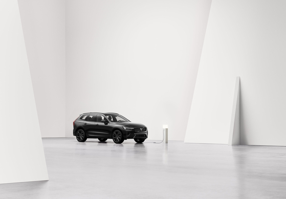 Volvo XC60 in eleganter Black Edition