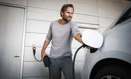 Hoher Lade-Komfort mit ''transportabler Wallbox'' von Mercedes