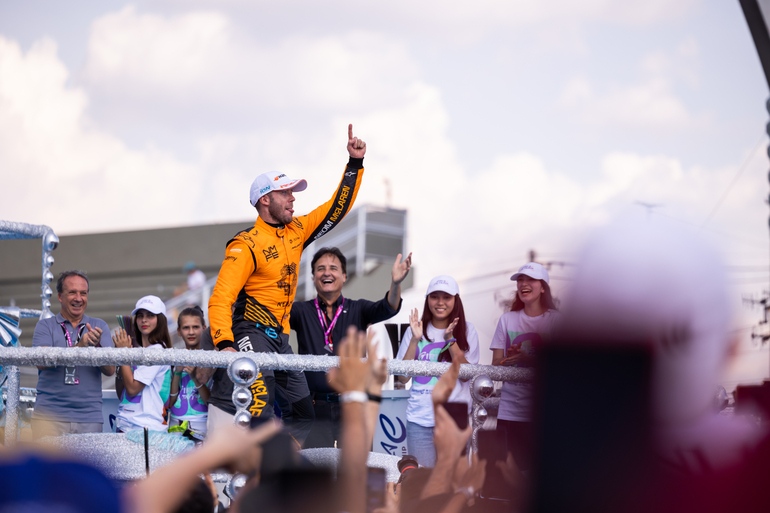 Samba-Spektakel für Hankook bei der Formel E