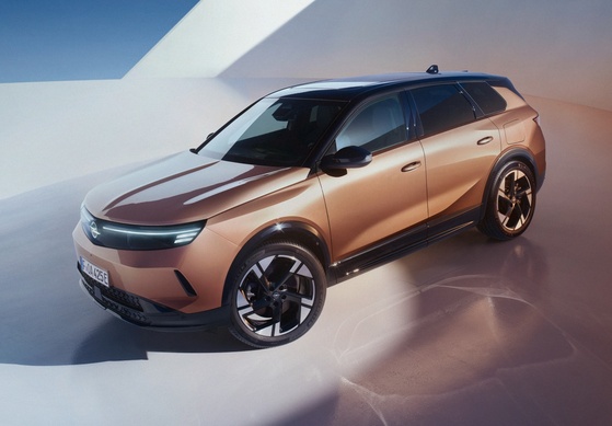 Opel Grandland 2024: Ein Plus an Größe und Technik