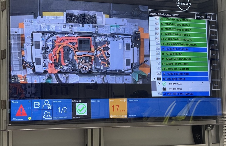 mid Sunderland - Die Arbeitsschritte für die Herstellung der Akkus sind genau definiert. Solveig Grewe / mid
