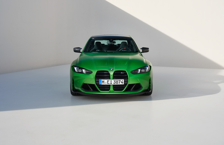 mid Groß-Gerau - Mit neu gestalteten LED-Scheinwerfern, die Abblend- und Fernlicht in einem gemeinsamen Modul vereinen, will BMW frische Akzente an der Fahrzeugfront setzen. BMW