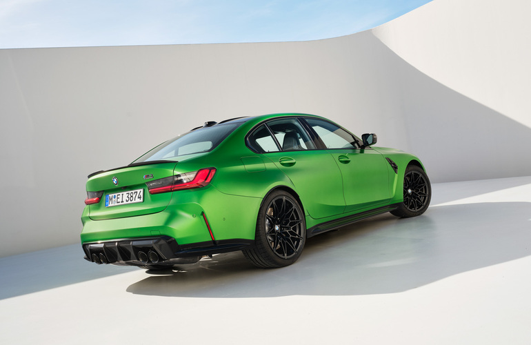 mid Groß-Gerau - Die BMW M3 Limousine ist seienmäßig mit einem Carbon-Dach ausgestattet. BMW