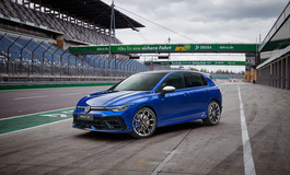 Weltpremiere für Golf R und R Variant