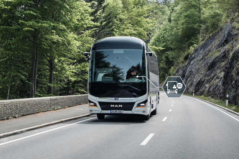 SafeStop Assist gegen schwere Bus-Unfälle