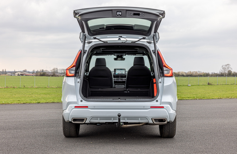 mid Groß-Gerau - Maximal lassen sich 1.710 Liter verstauen, wenn auch mit kleiner Kante zwischen Kofferraum und umgeklappter Rückbank. Mike Neumann / mid