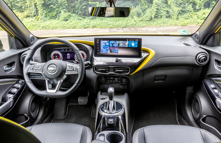 mid Groß-Gerau - Der Innenraum des Juke Facelifts kommt wesentlich moderner daher. Mike Neumann / mid