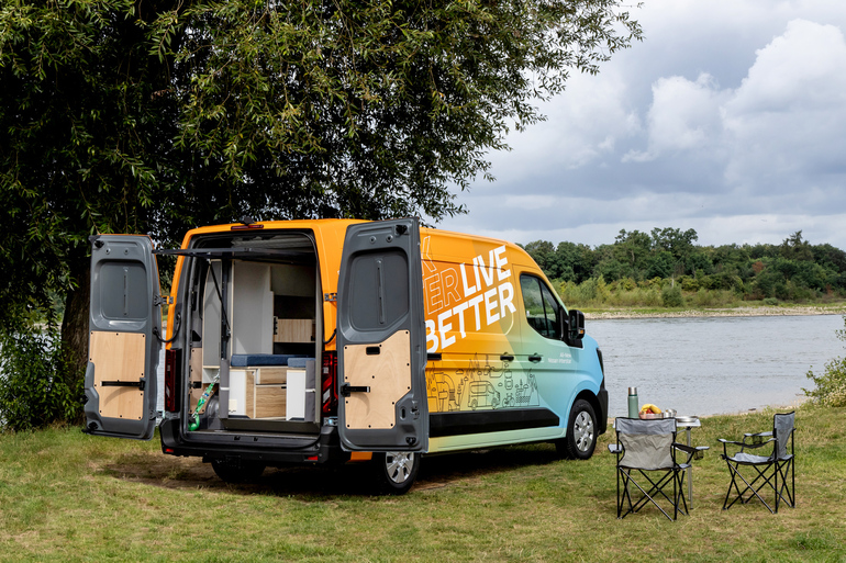 Nissan Interstar feiert Deutschlandpremiere beim Caravan Salon 2024