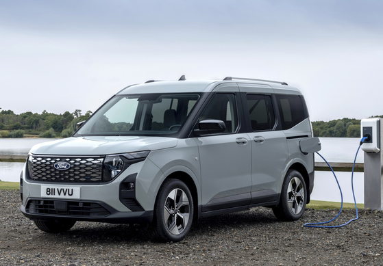Ford E-Tourneo Courier für die Familie