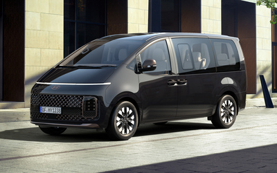 Hyundai Staria Modelljahr 2025 mit Hybridantrieb