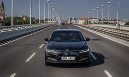 Smarte Lichtzeichen in Wien  - Ampel mit Kinderwagen-Erkennung 