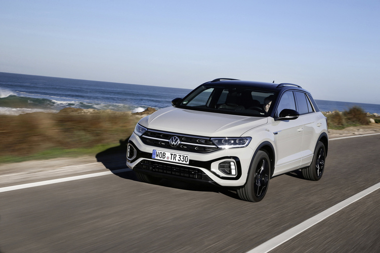 Privatkunden-Bestseller   - VW entthront Tesla  