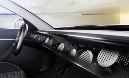 Continental zeigt „Emotional Display“ - Tattoo fürs Armaturenbrett