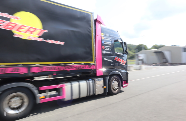 Auf abgesperrter Streck lässt sich gut üben Foto: SP-X/Benjamin Bessinger