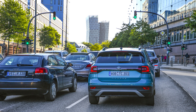 Neue Regeln im Verkehr  - Digitale Fahrzeugpapiere sollen kommen