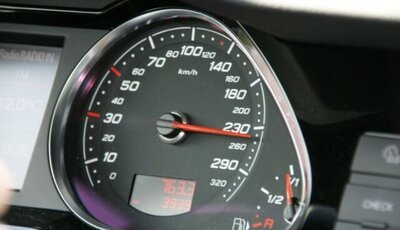 Studie zum Real-Tempo auf Autobahnen  - Die meisten fahren Richtgeschwindigkeit 