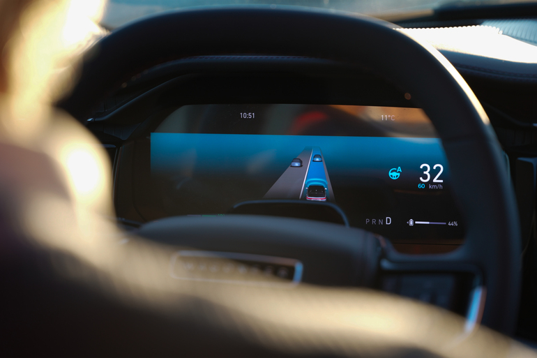 Hochautomatisiertes Fahren - Stellantis steigt auf Level 3