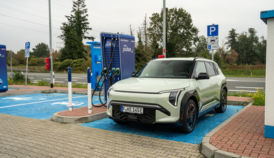 Umfrage zu E-Autos - Mehrheit der Deutschen lehnt E-Auto-Kauf noch ab