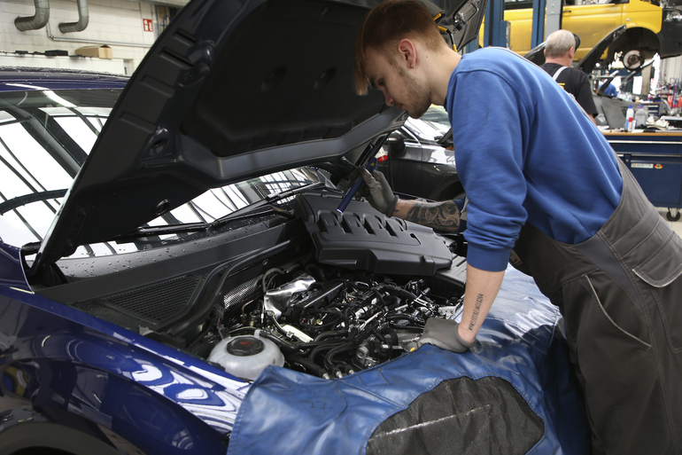 Autoreparaturen - Werkstattkosten steigen weiter Autoreparaturen - Werkstattkosten steigen weiter