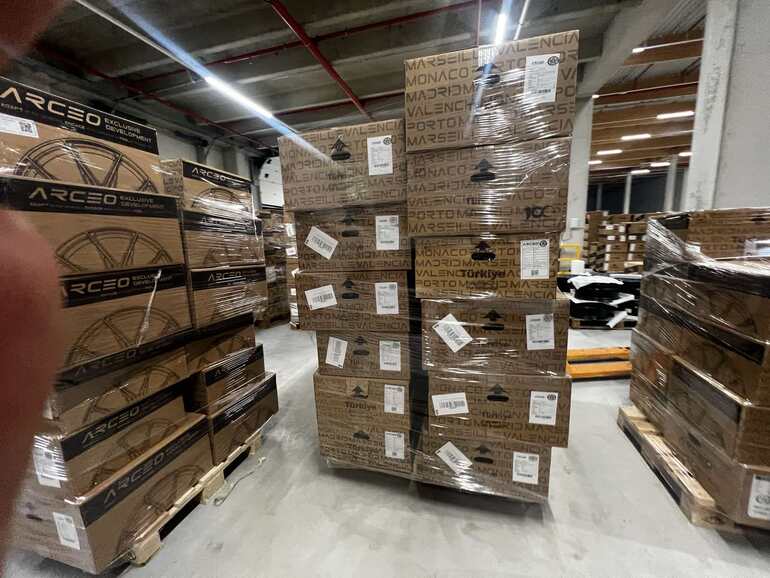 Notverkauf von Neuware: Öffentliche Versteigerung Automobil-Zubehörteile am 31.03.2025 Notverkauf von Neuware: Öffentliche Versteigerung Automobil-Zubehörteile am 31.03.2025