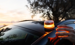 Das Ende des Warndreiecks? - V16-Leuchten in Spanien bald Pflicht