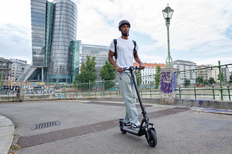 E-Scooter im Ausland  - Oft andere Regeln als in Deutschland  E-Scooter im Ausland  - Oft andere Regeln als in Deutschland
